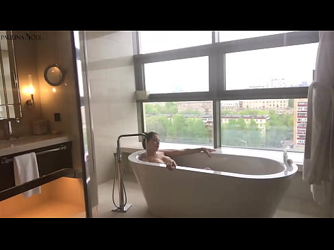❤️ Riesiges Babe wichst leidenschaftlich ihre Muschi im Badezimmer Porn video bei de.com-fullporner.ru ☑